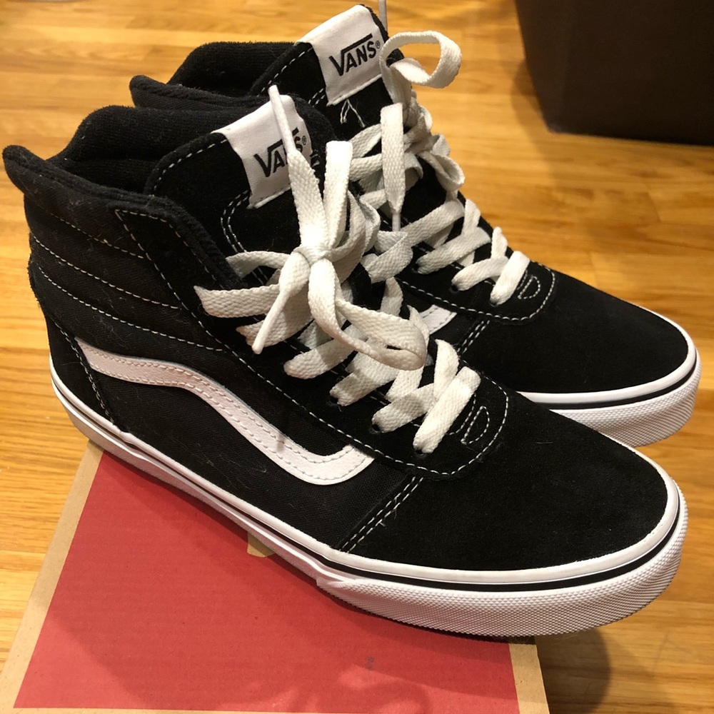 Vans Hi Top Black/White Classic